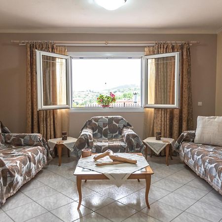 Dimitri'S Mountain House Appartement Karpenisi Buitenkant foto