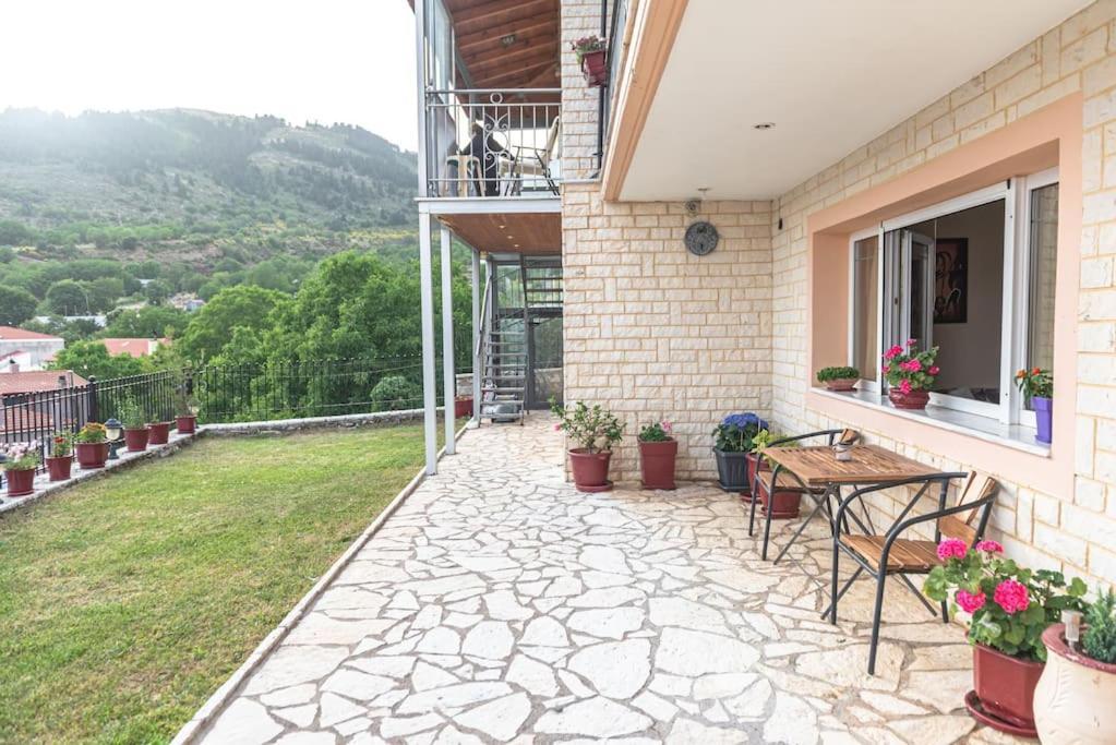 Dimitri'S Mountain House Appartement Karpenisi Buitenkant foto